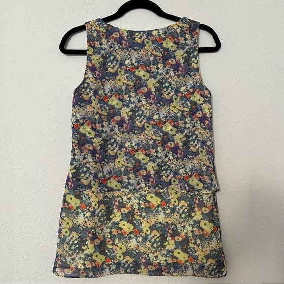 Cabi Positano Floral Print Tiered Tunic Blouse Top Size XS - Picture 7 of 7